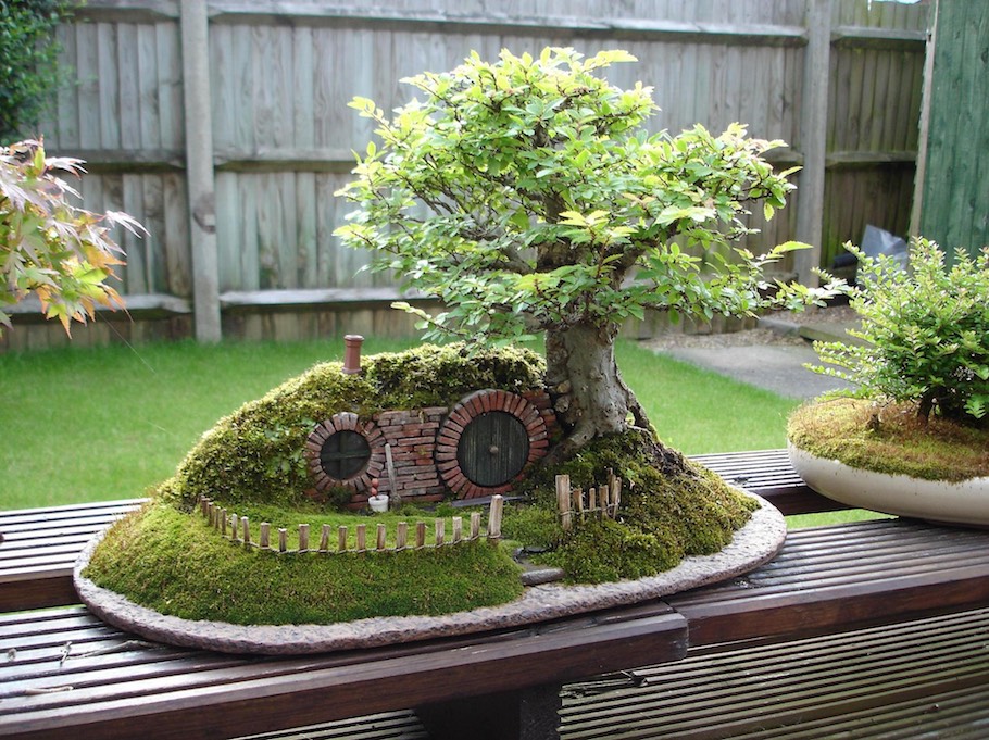 The miniature Lord of the Rings trayscape in summer.